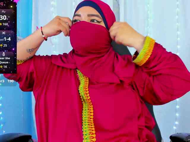 FalakYasin webcam