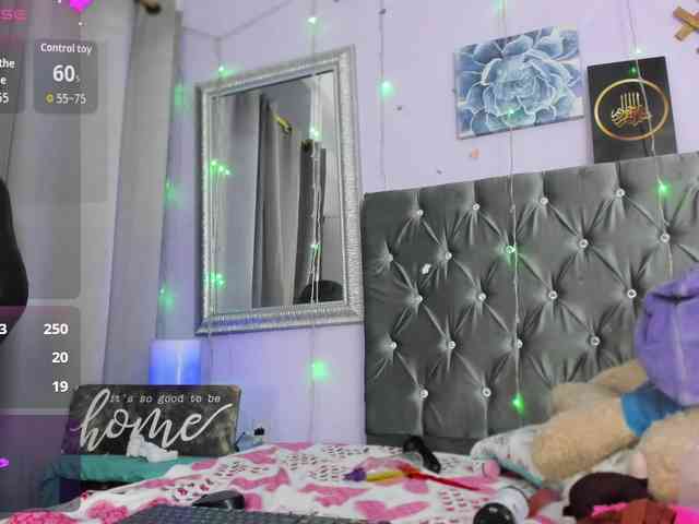 FalakYasin webcam