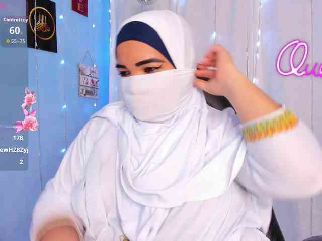 FalakYasin webcam