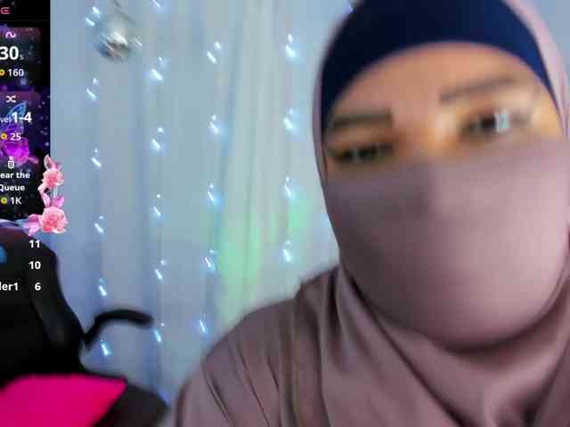FalakYasin webcam