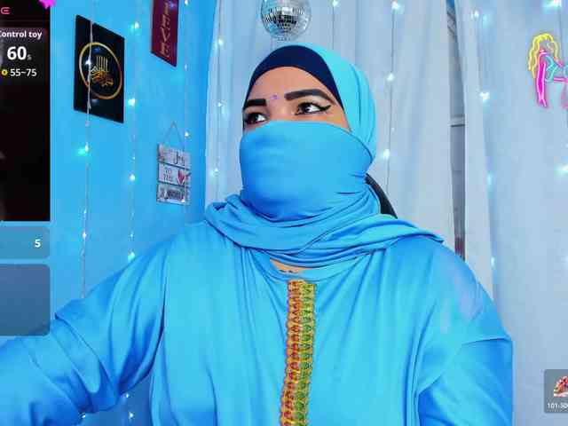 FalakYasin webcam