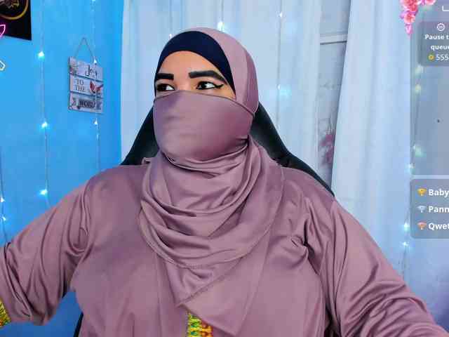 FalakYasin webcam
