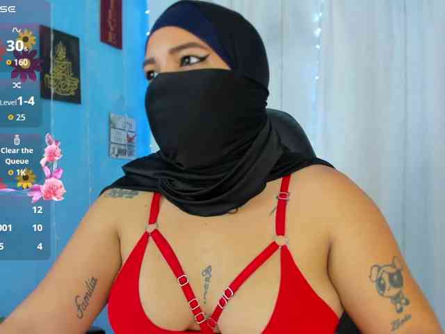 FalakYasin webcam