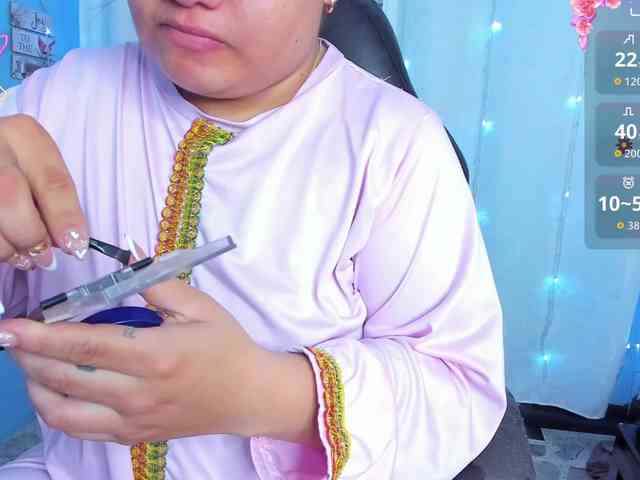 FalakYasin webcam