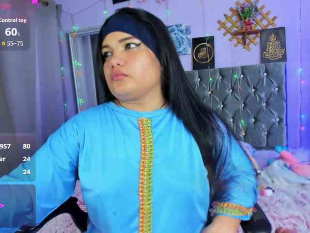FalakYasin webcam
