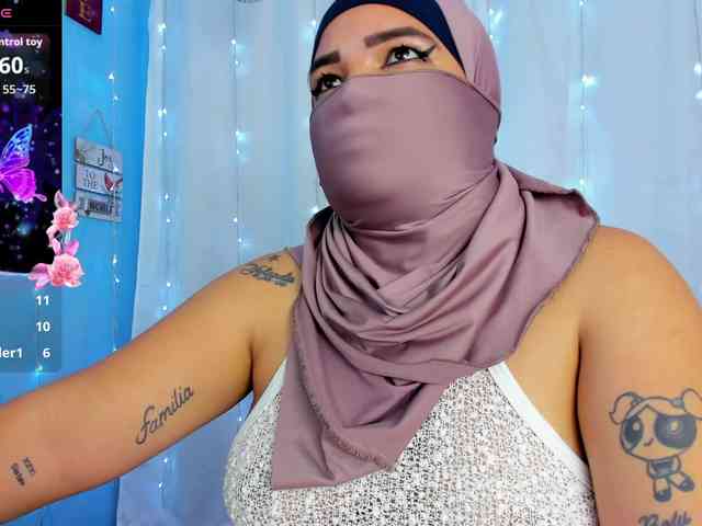 FalakYasin webcam