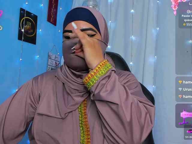 FalakYasin webcam