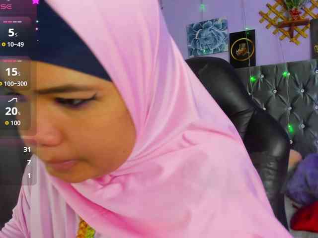 FalakYasin webcam