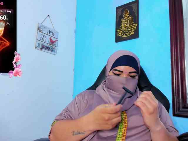 FalakYasin webcam