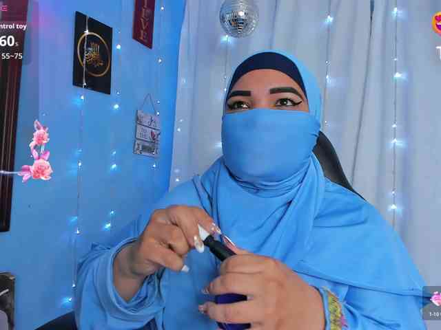 FalakYasin webcam