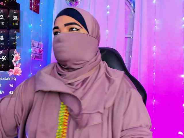 FalakYasin webcam