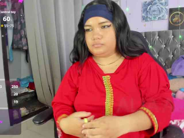 FalakYasin webcam