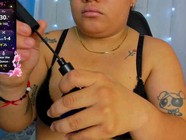 FalakYasin webcam