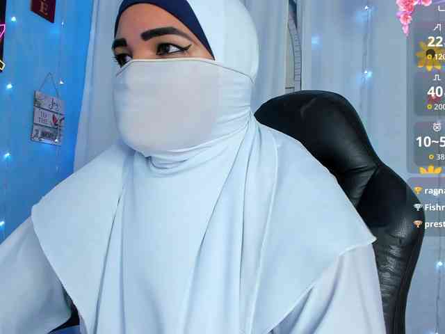 FalakYasin webcam