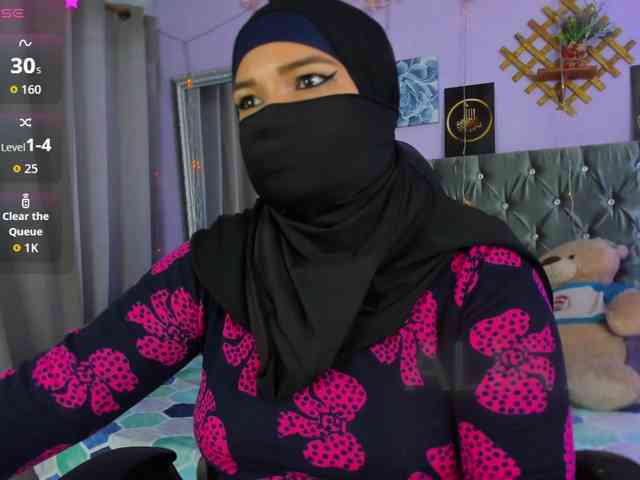 FalakYasin webcam