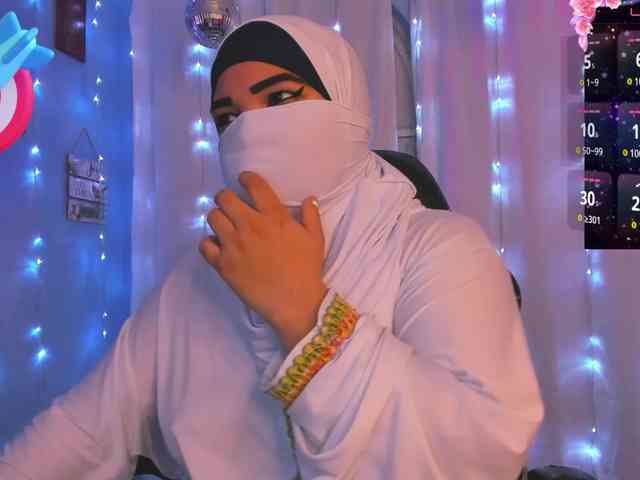 FalakYasin webcam