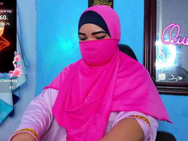 FalakYasin webcam