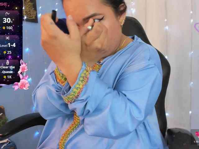 FalakYasin webcam