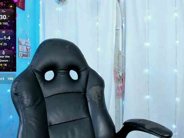 FalakYasin webcam
