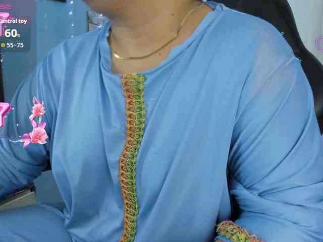 FalakYasin webcam