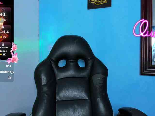 FalakYasin webcam