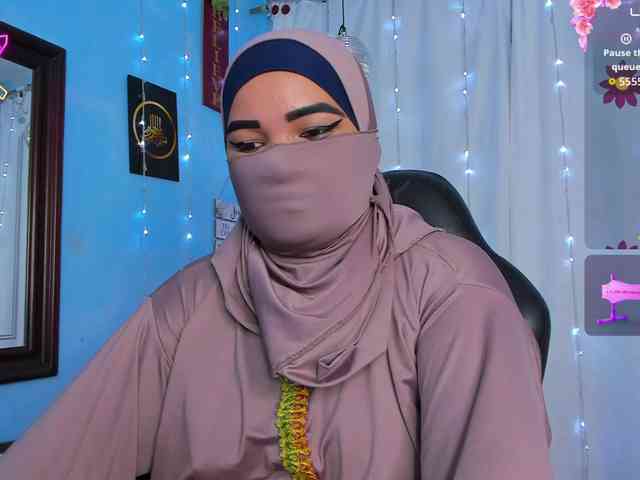 FalakYasin webcam