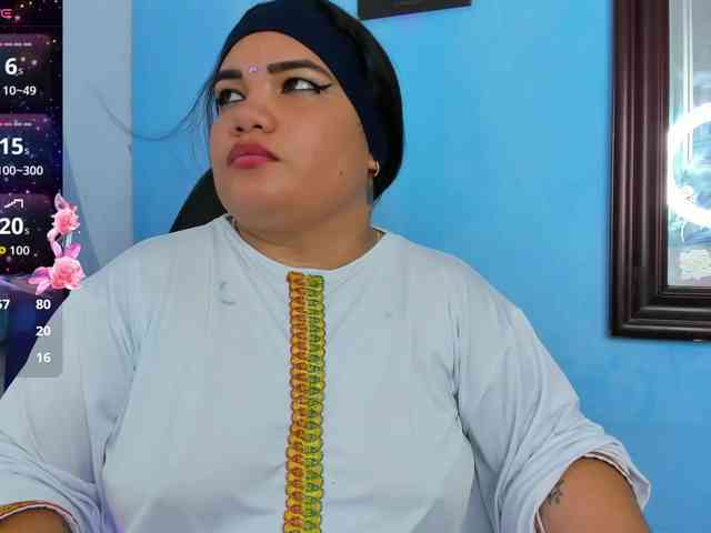 FalakYasin webcam