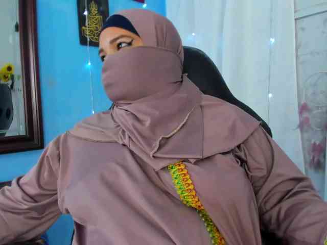 FalakYasin webcam