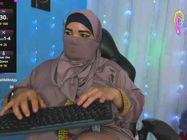 FalakYasin webcam