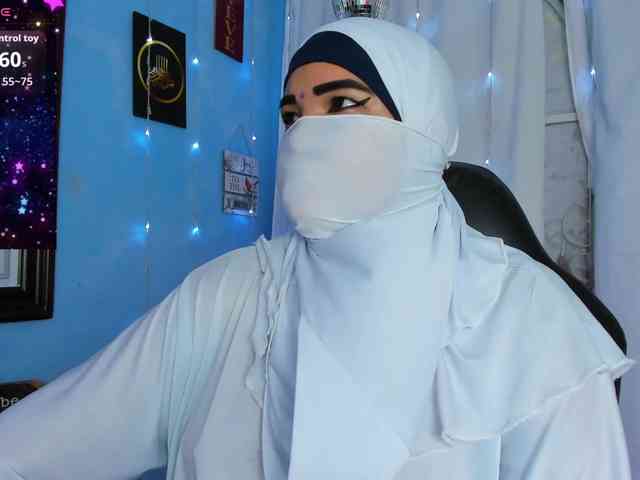 FalakYasin webcam