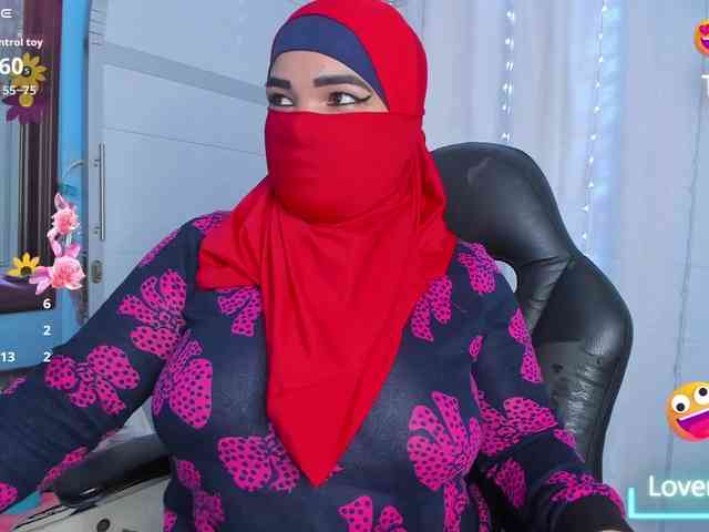 FalakYasin webcam