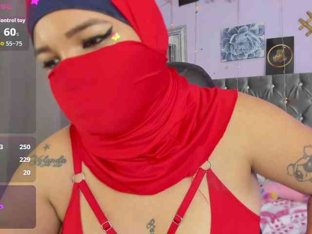 FalakYasin webcam