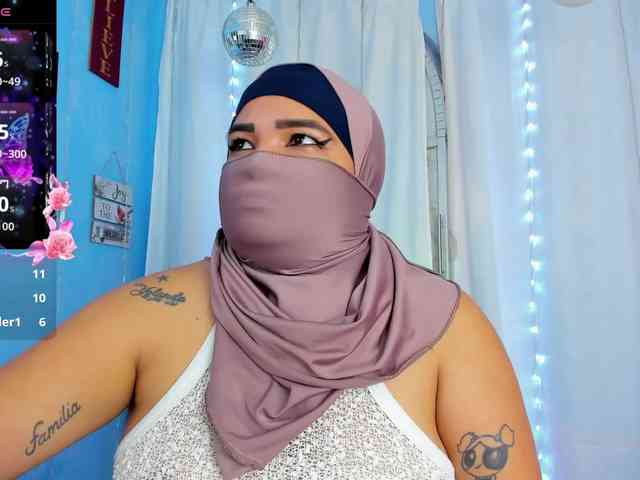 FalakYasin webcam