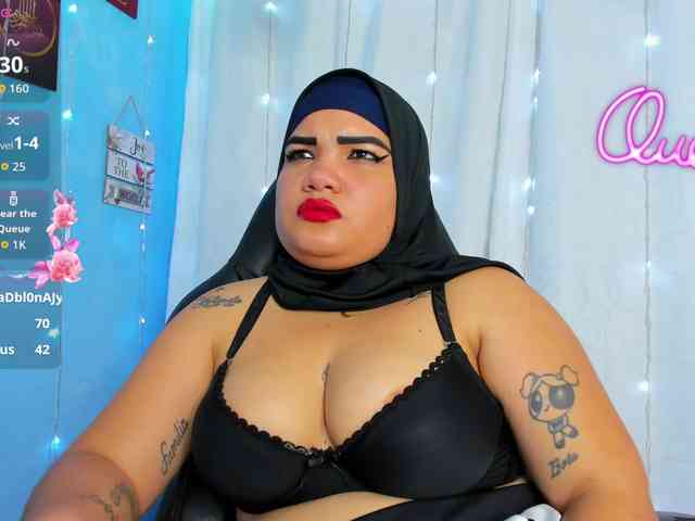 FalakYasin webcam