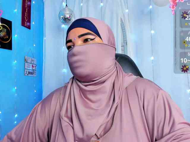 FalakYasin webcam
