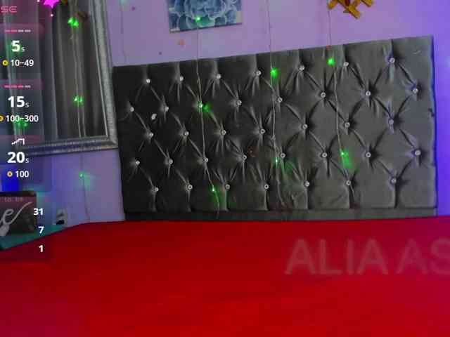 FalakYasin webcam