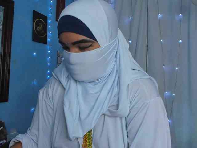 FalakYasin webcam