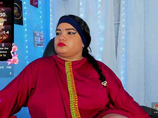 FalakYasin webcam