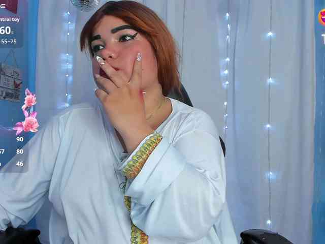 FalakYasin webcam