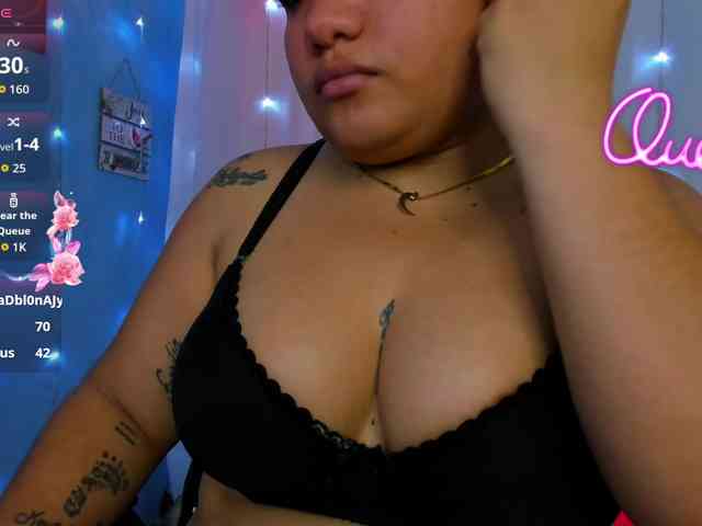 FalakYasin webcam