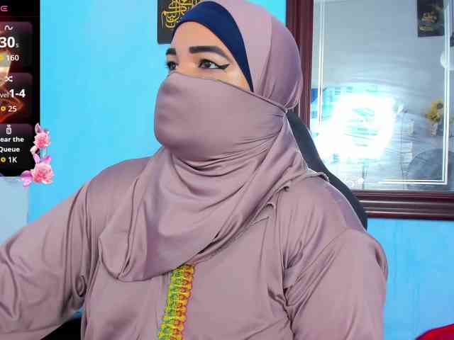 FalakYasin webcam