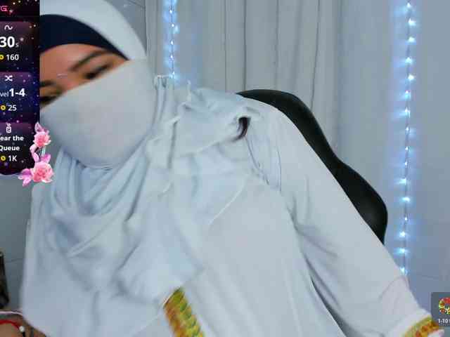 FalakYasin webcam