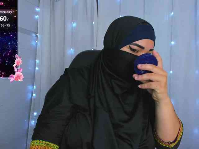 FalakYasin webcam