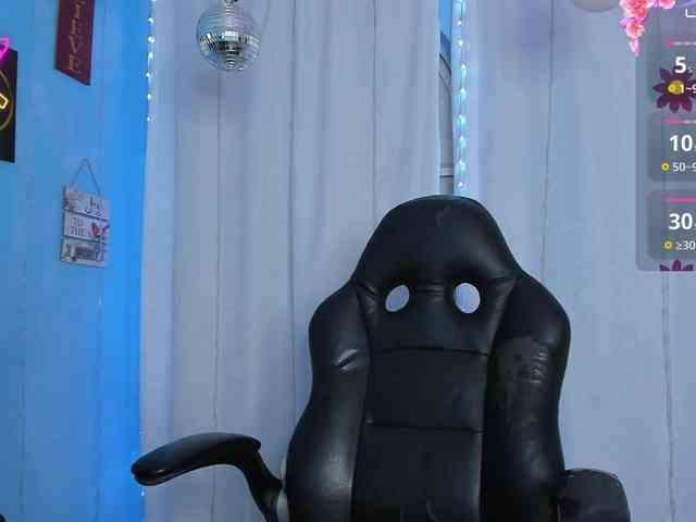 FalakYasin webcam