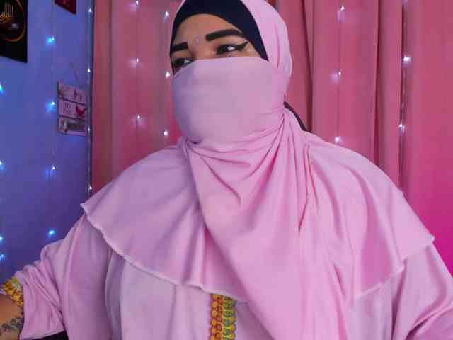 FalakYasin webcam