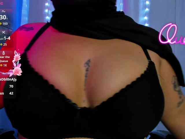 FalakYasin webcam