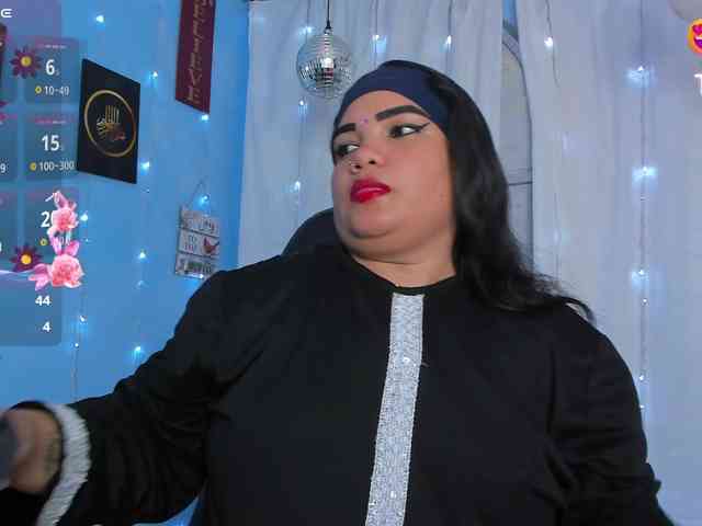 FalakYasin webcam