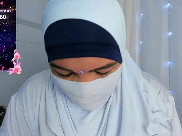 FalakYasin webcam
