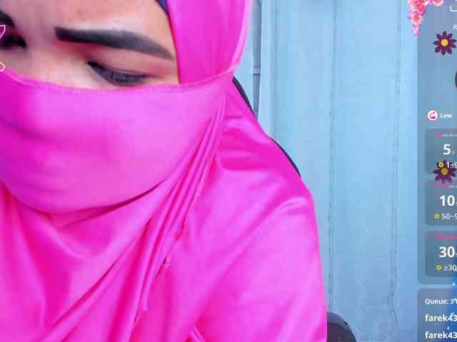 FalakYasin webcam