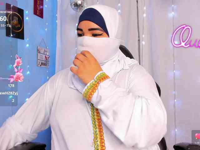 FalakYasin webcam